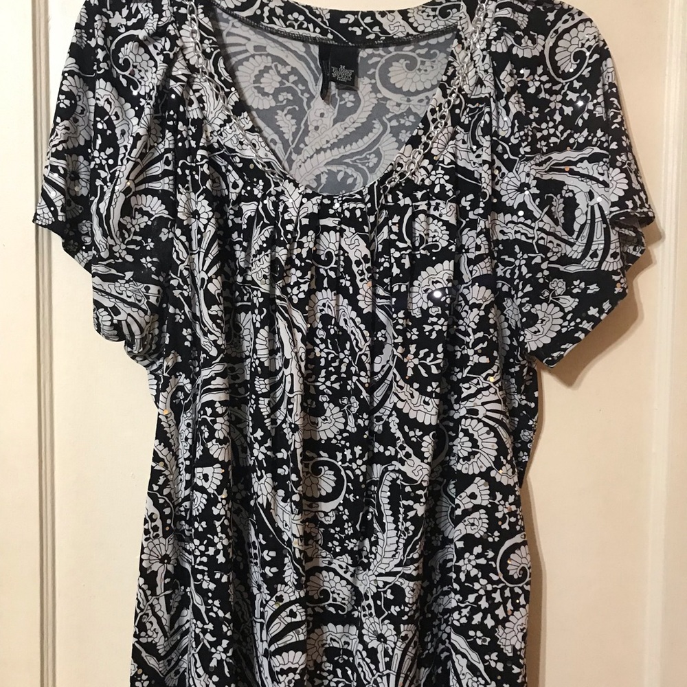 Black and white blouse